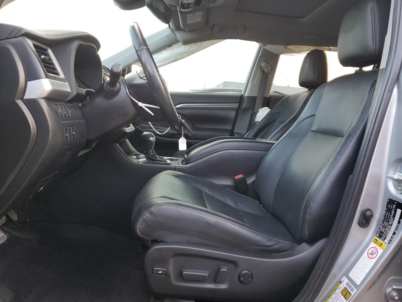 2019 TOYOTA HIGHLANDER - Image 7