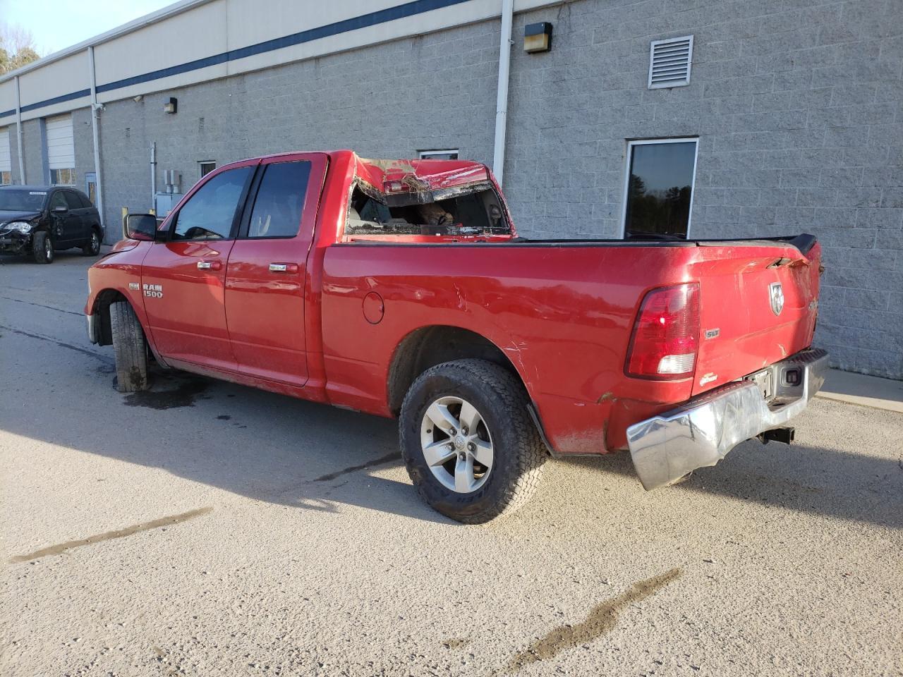 2014 RAM 1500 SLT - Image 2
