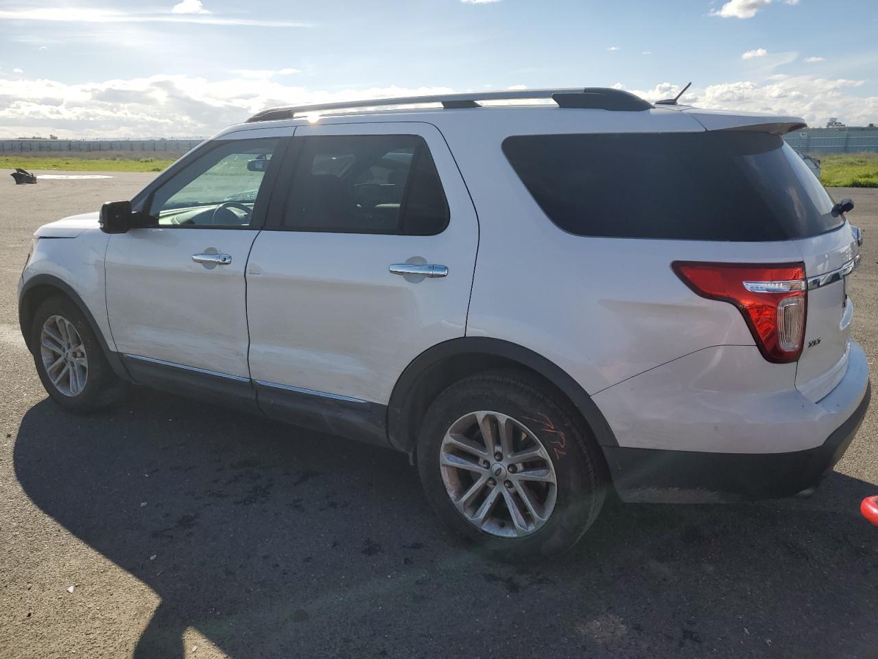 2013 FORD EXPLORER X - Image 2