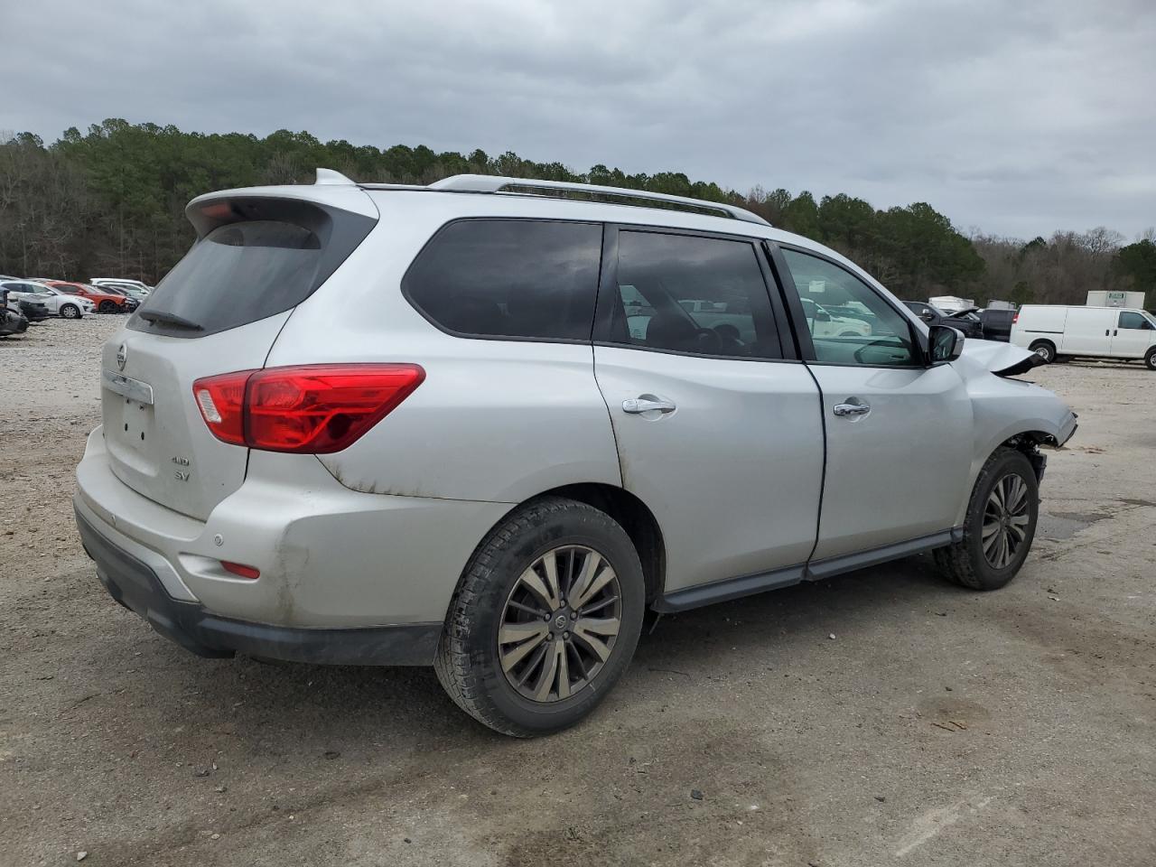 2019 NISSAN PATHFINDER - Фото 3