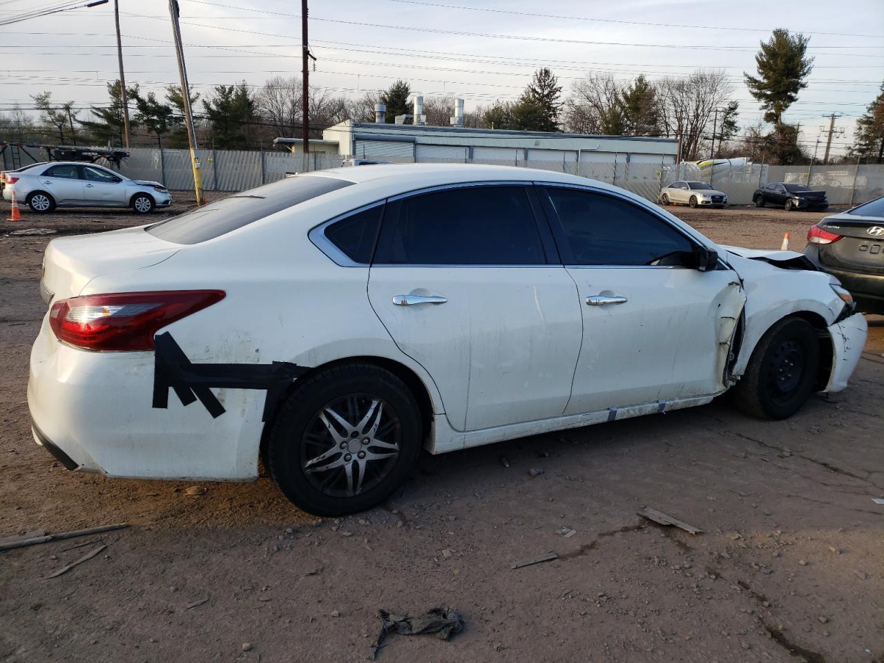 2018 NISSAN ALTIMA 2.5 - Фото 3