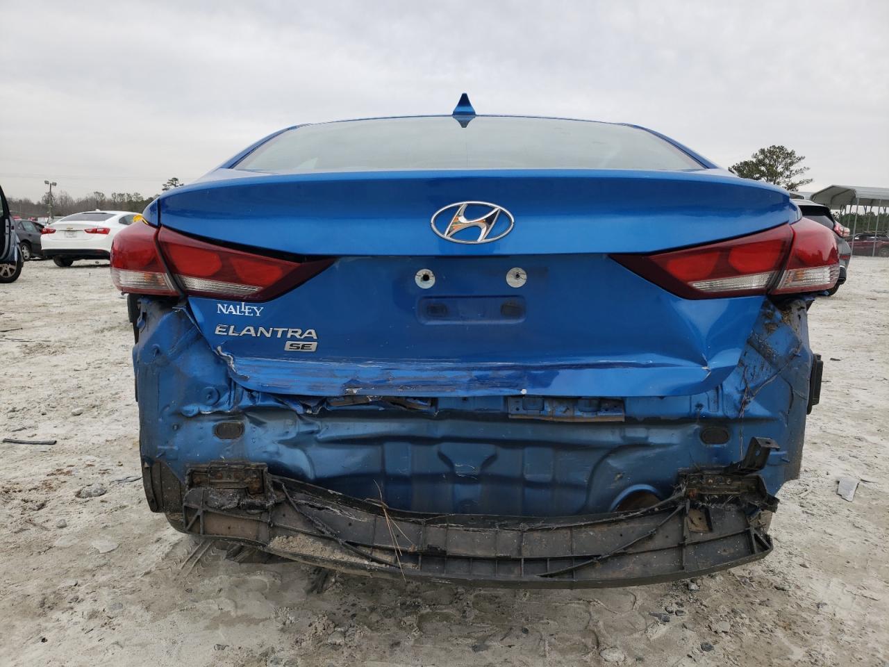 2017 HYUNDAI ELANTRA SE - Image 6