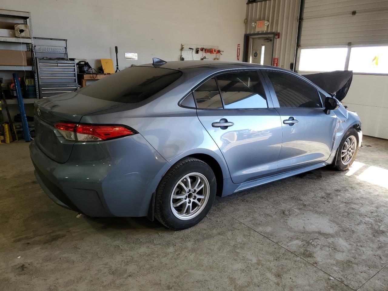 2020 TOYOTA COROLLA LE - Фото 3