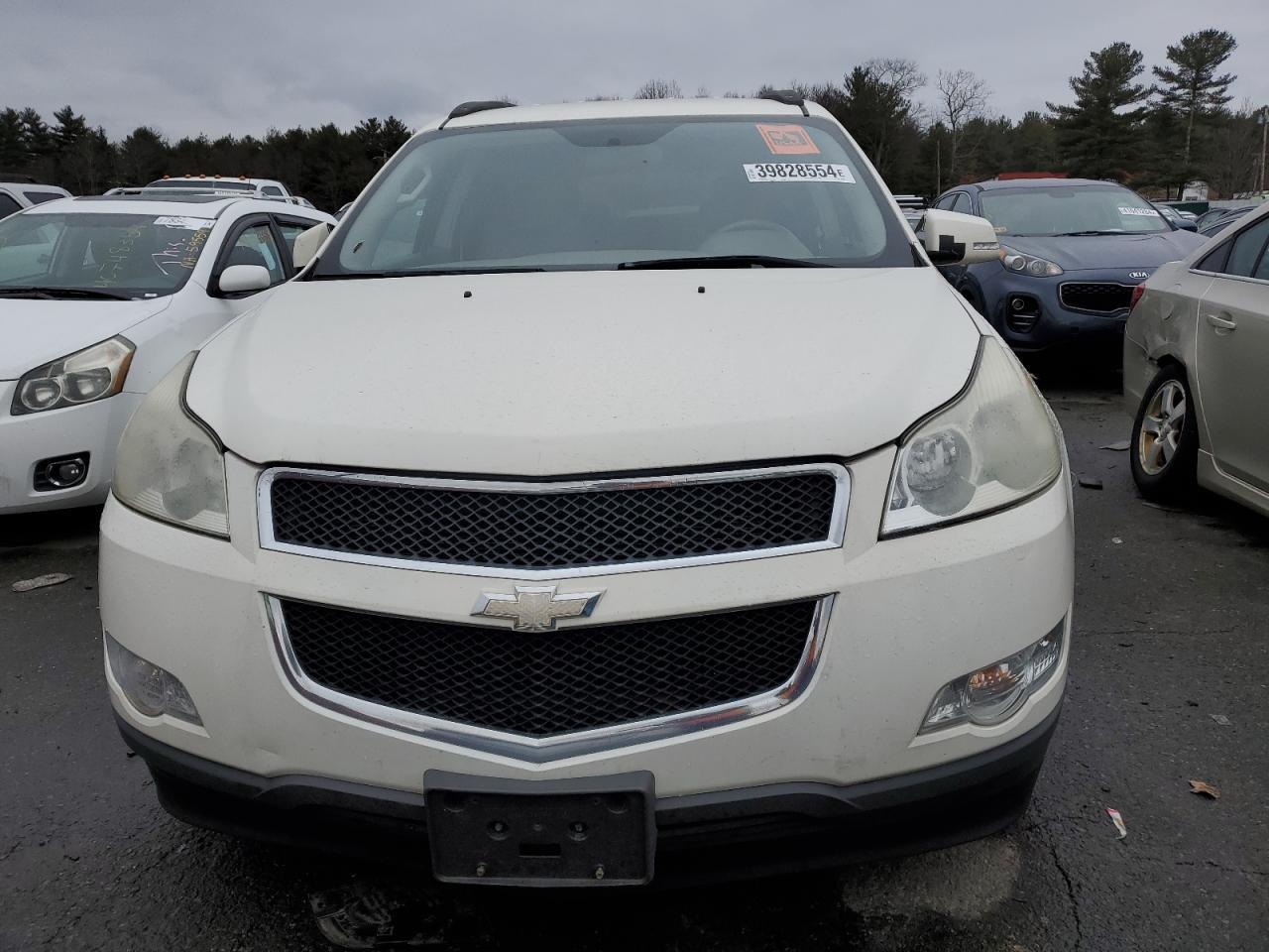2011 CHEVROLET TRAVERSE L - Фото 5