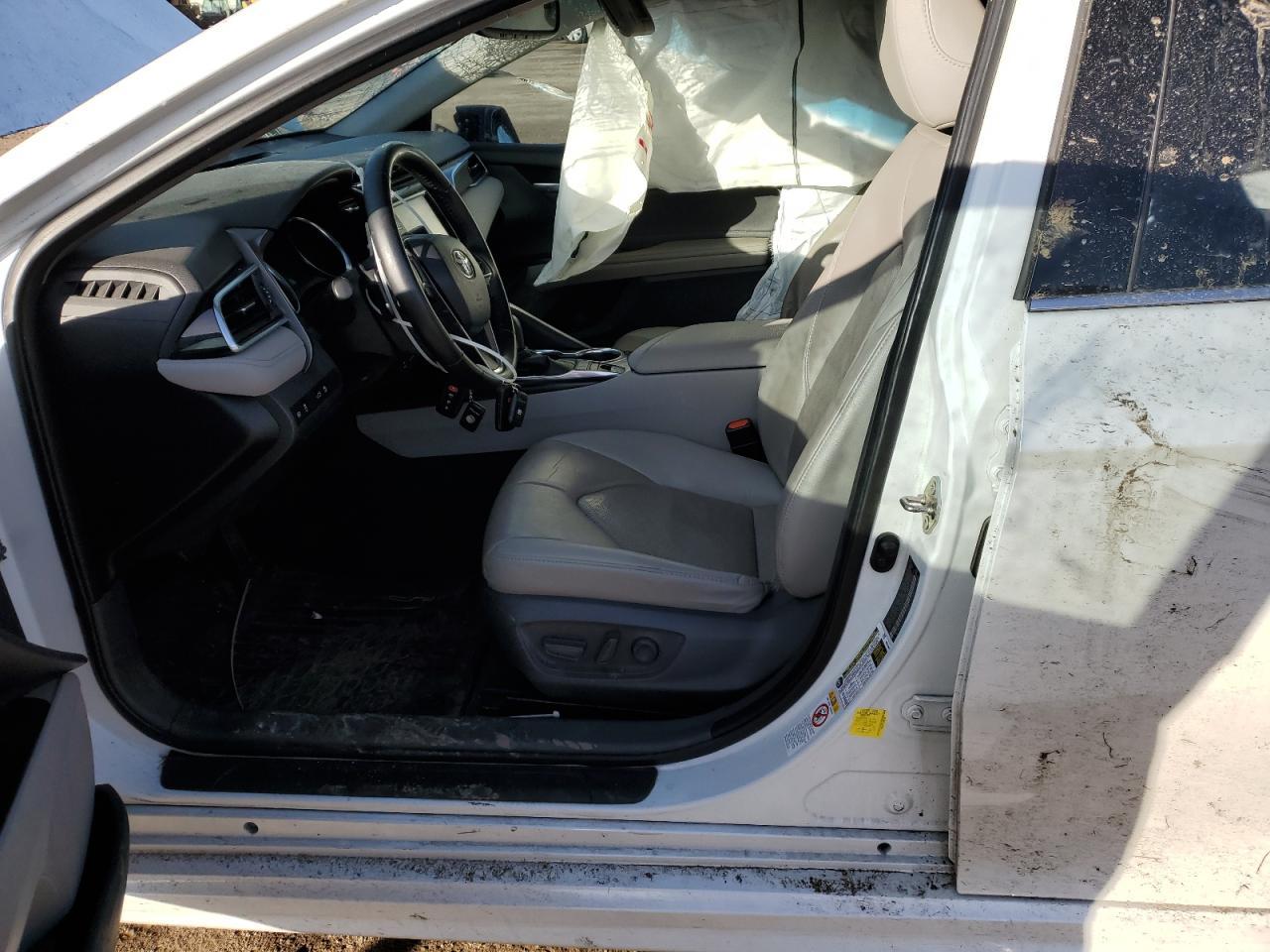 2018 TOYOTA CAMRY XSE - Image 7