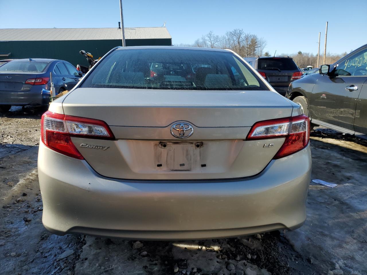 2014 TOYOTA CAMRY L - Фото 6