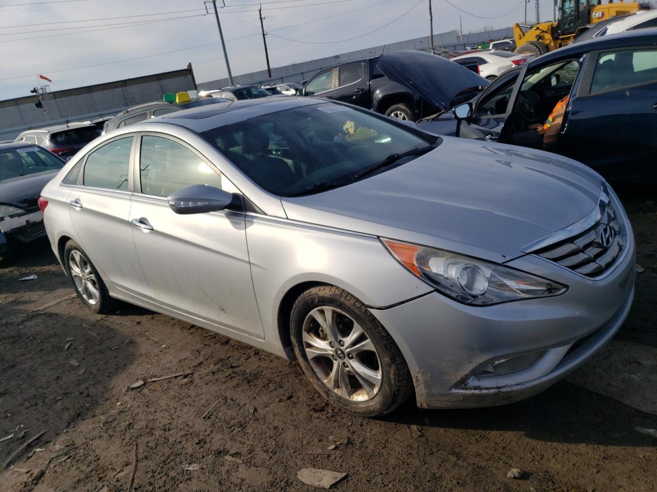 2011 HYUNDAI SONATA SE - Image 4