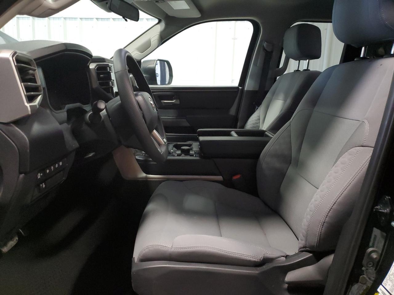 2023 TOYOTA TUNDRA DOU - Фото 7