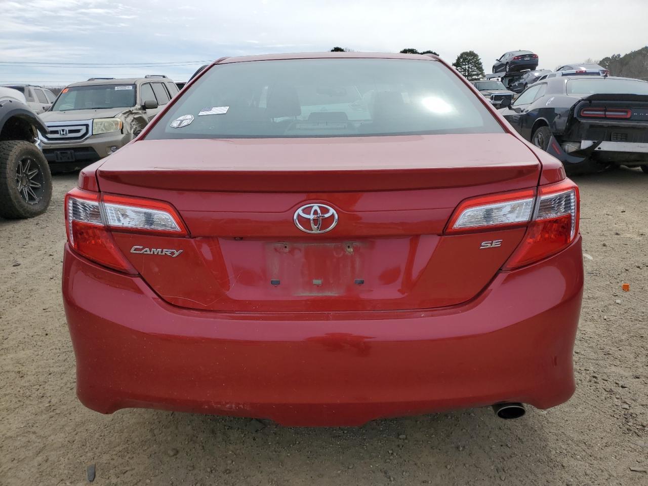 2014 TOYOTA CAMRY L - Image 6