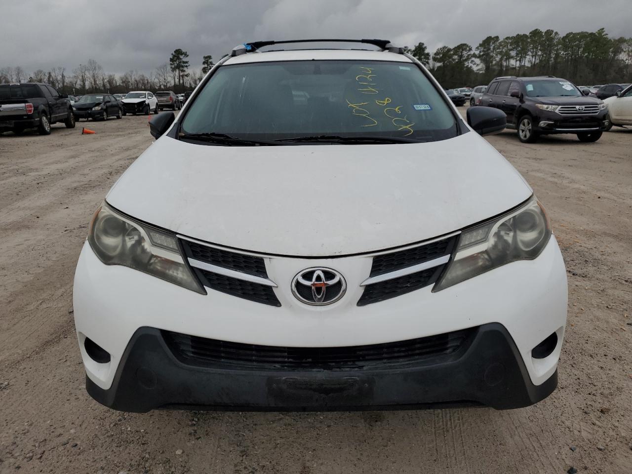 2014 TOYOTA RAV4 LE - Image 5