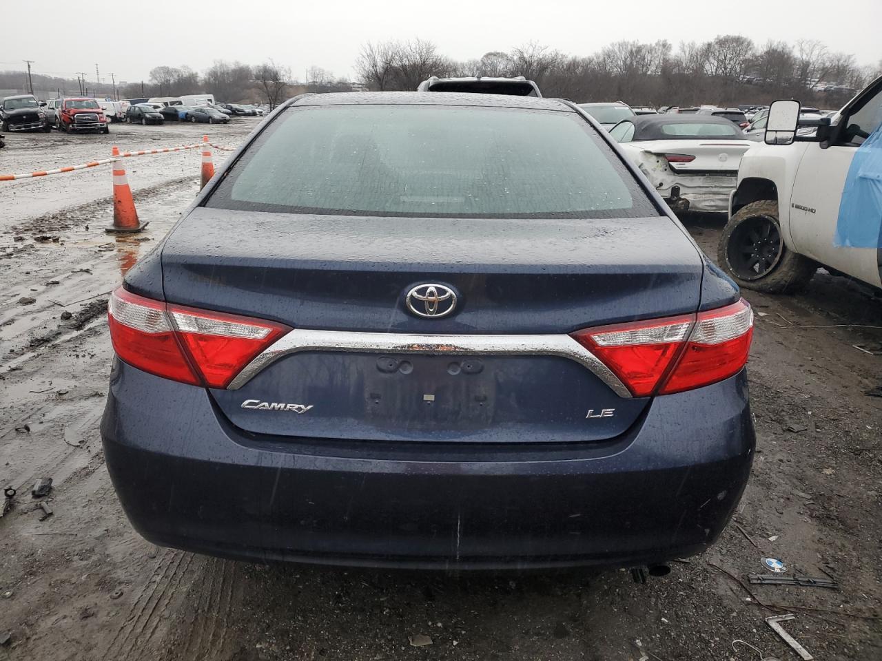 2016 TOYOTA CAMRY LE - Image 6