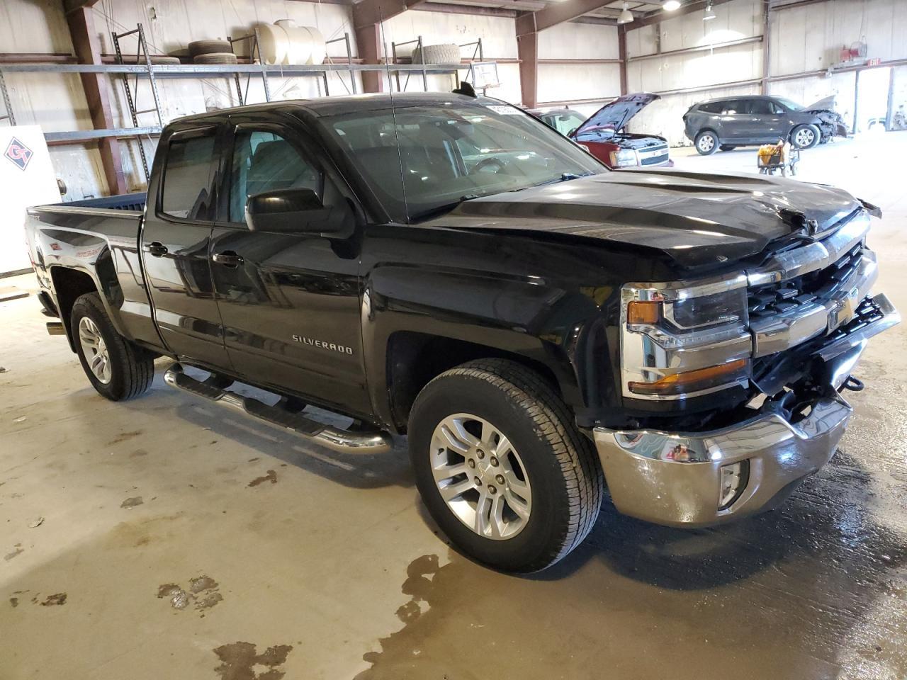 2018 CHEVROLET SILVERADO - Фото 4