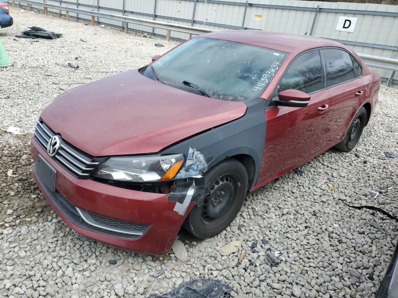 2015 VOLKSWAGEN PASSAT S