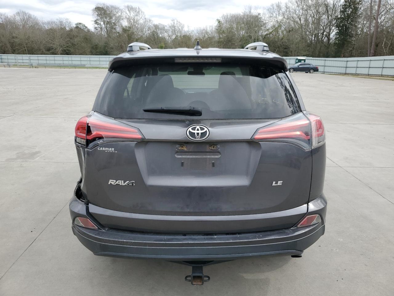2017 TOYOTA RAV4 LE - Image 6