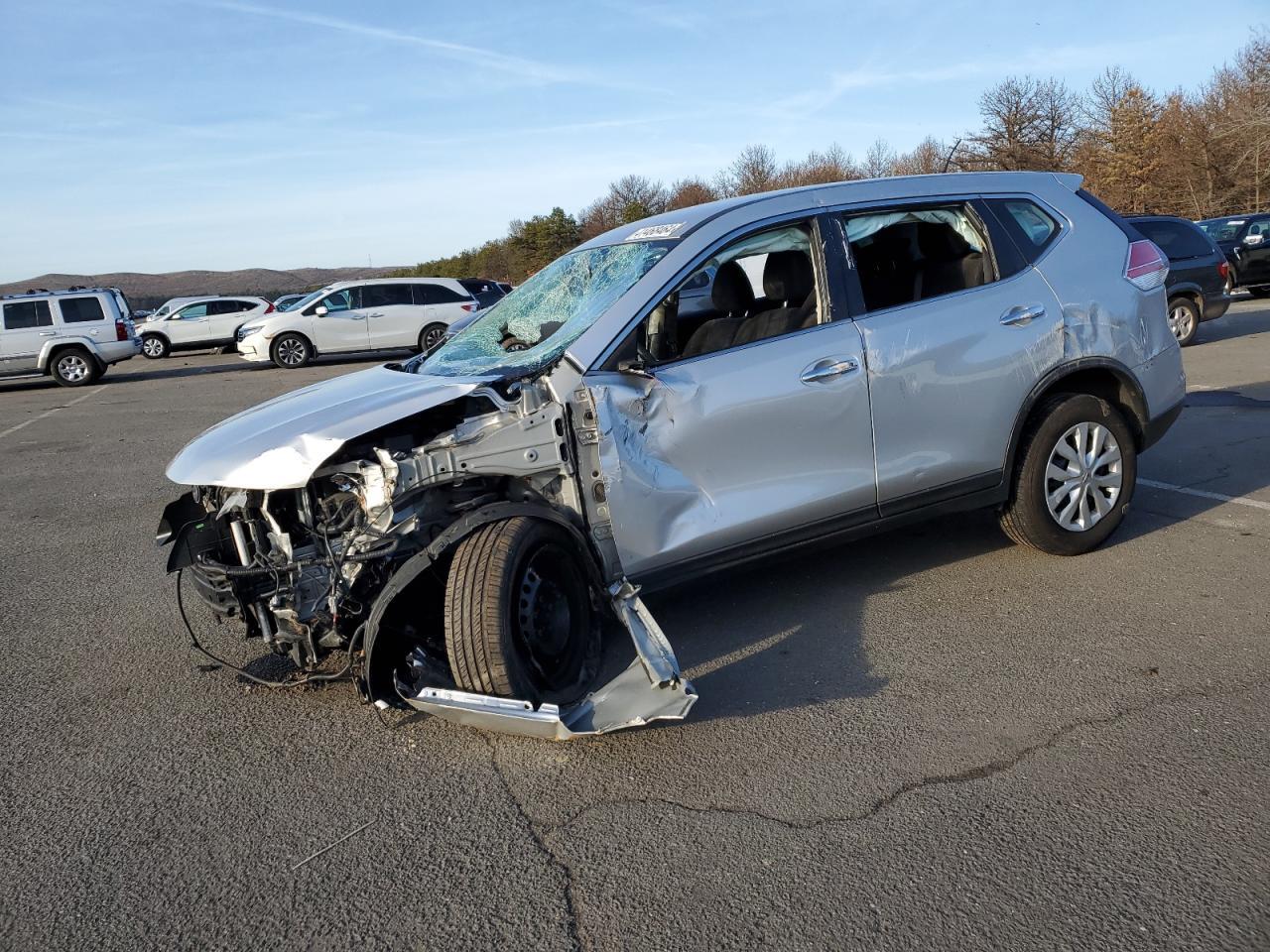 2015 NISSAN ROGUE S