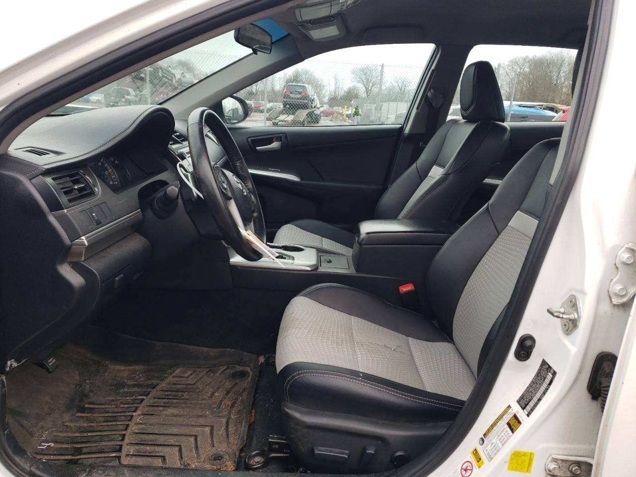 2013 TOYOTA CAMRY L - Фото 7