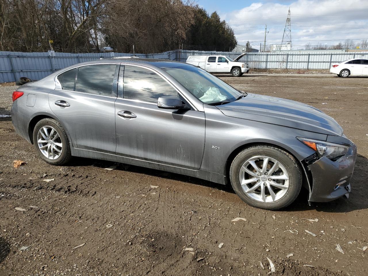 2016 INFINITI Q50 PREMIU - Фото 4