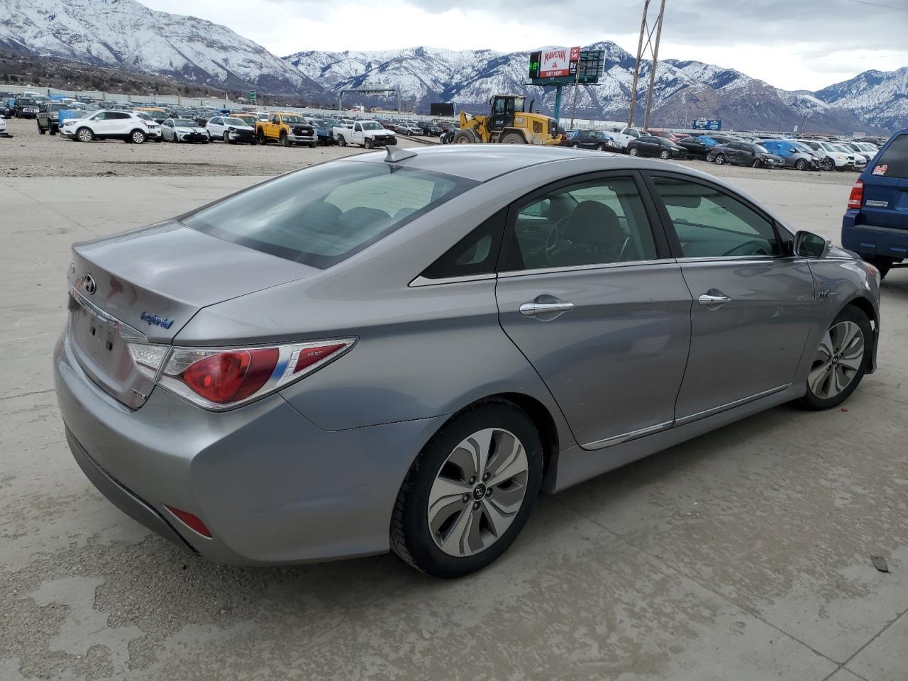 2013 HYUNDAI SONATA HYB - Фото 3