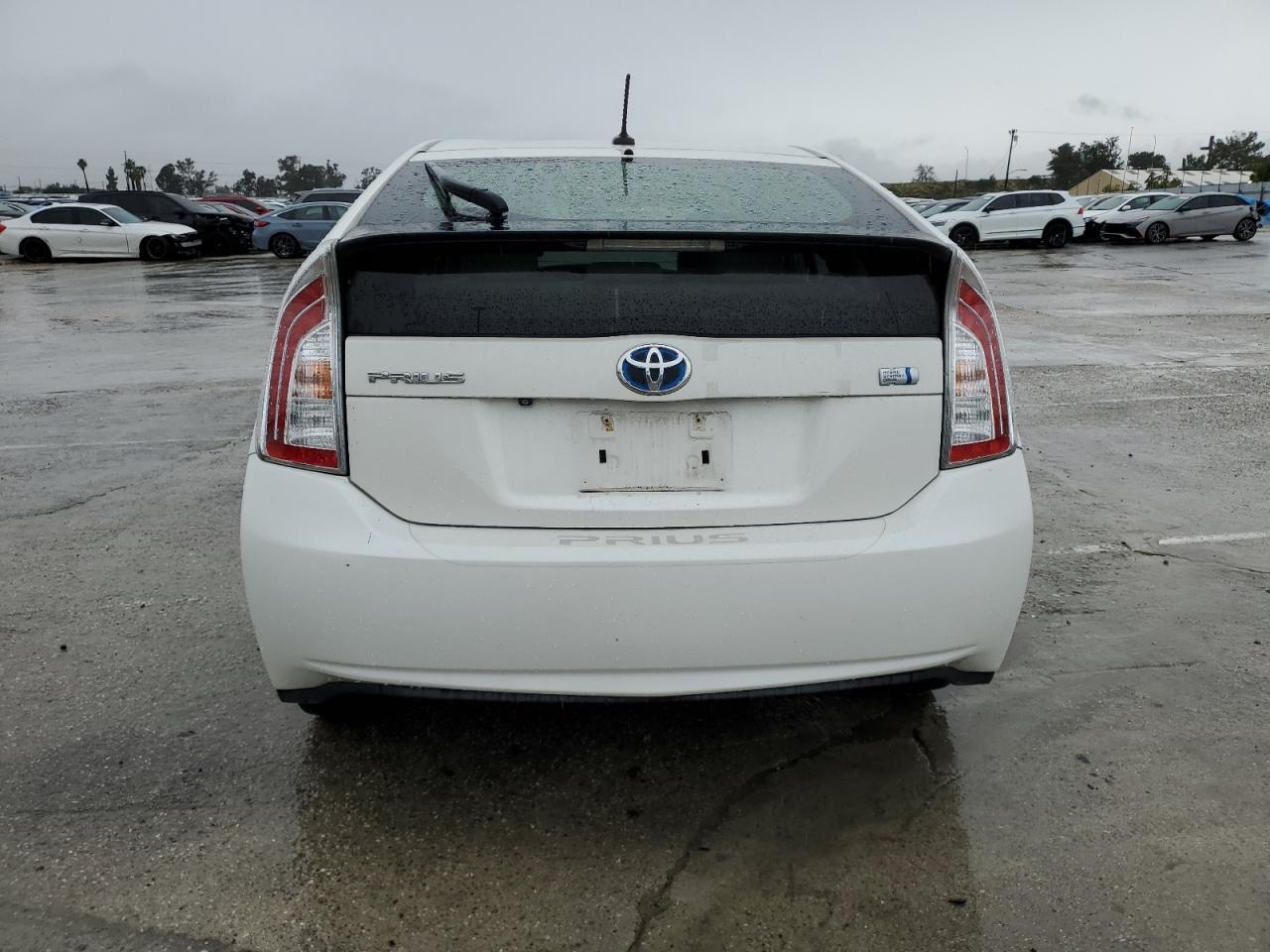 2013 TOYOTA PRIUS - Image 6