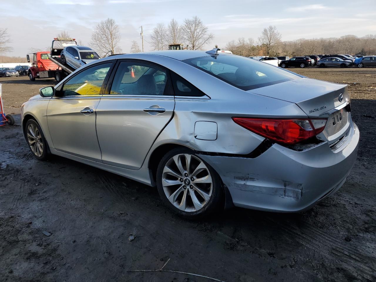 2013 HYUNDAI SONATA SE - Фото 2