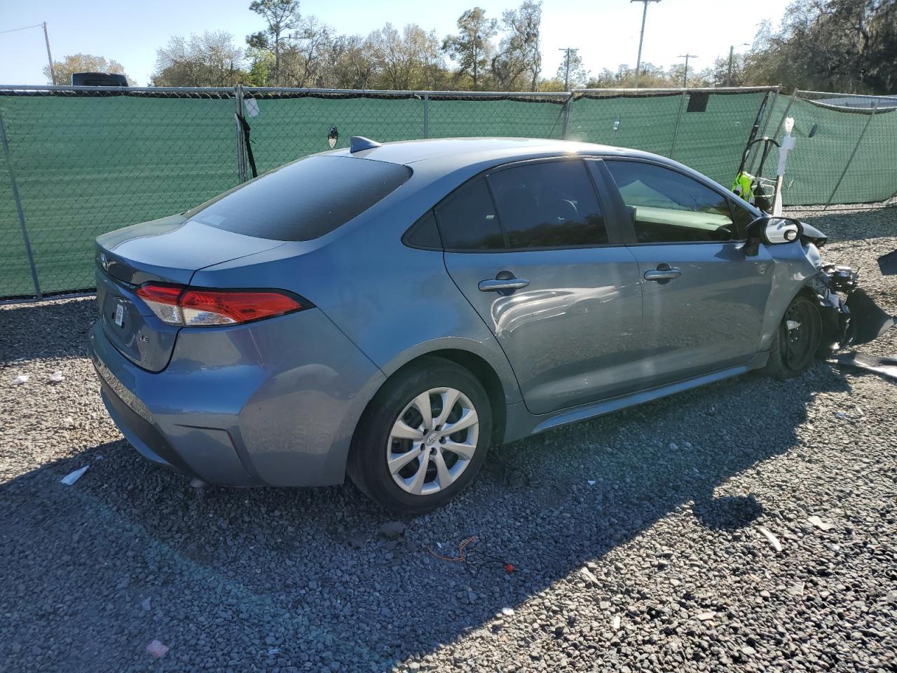 2021 TOYOTA COROLLA LE - Фото 3