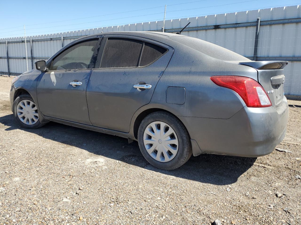 2016 NISSAN VERSA S - Фото 2