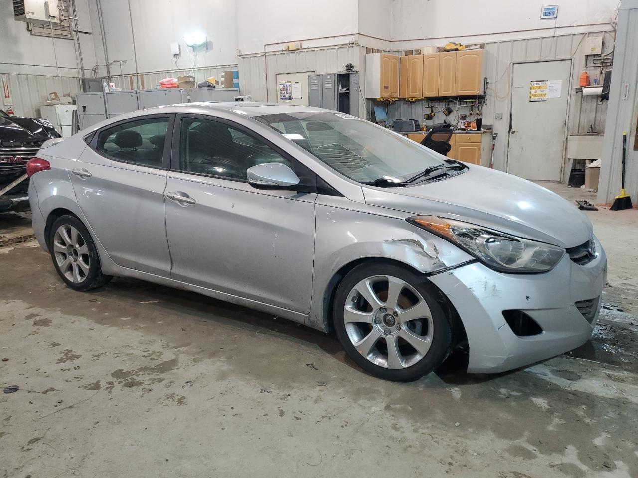 2013 HYUNDAI ELANTRA GL - Image 4