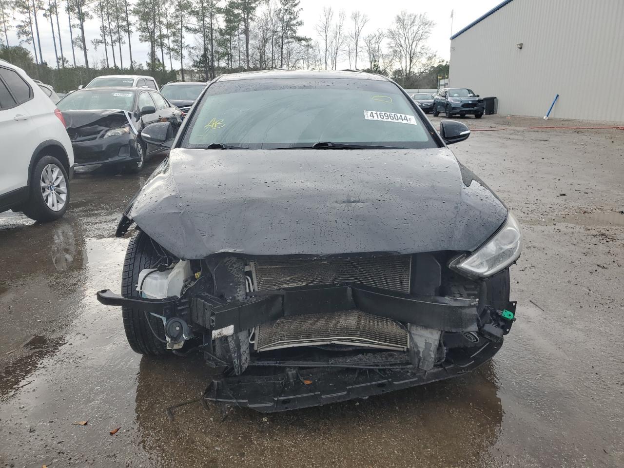 2017 HYUNDAI ELANTRA SE - Image 5