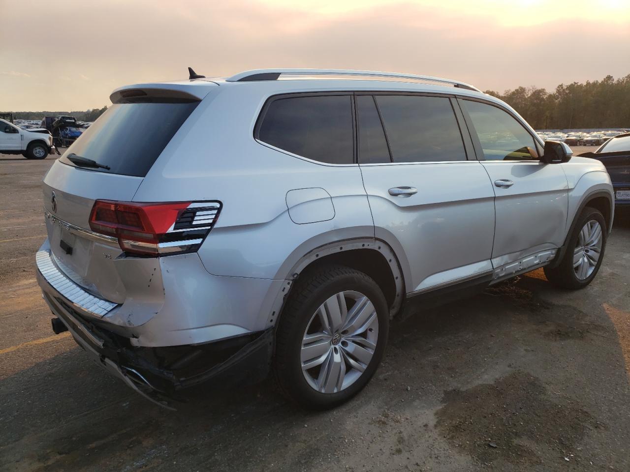 2019 VOLKSWAGEN ATLAS SEL - Image 3