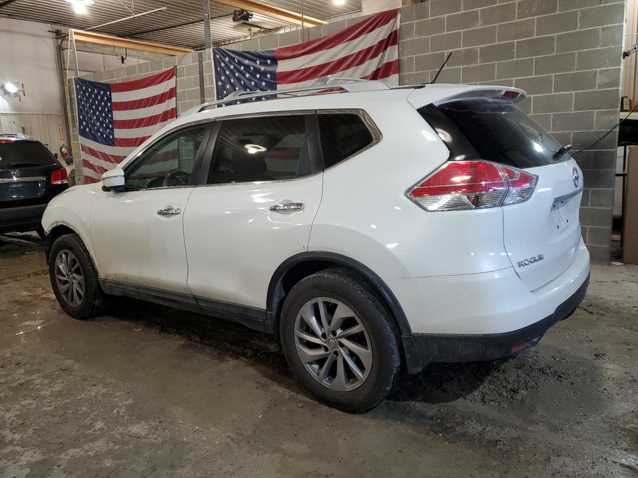 2015 NISSAN ROGUE S - Image 2