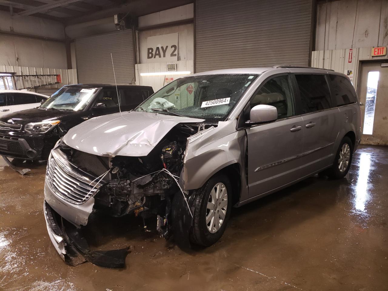 2014 CHRYSLER TOWN & COU
