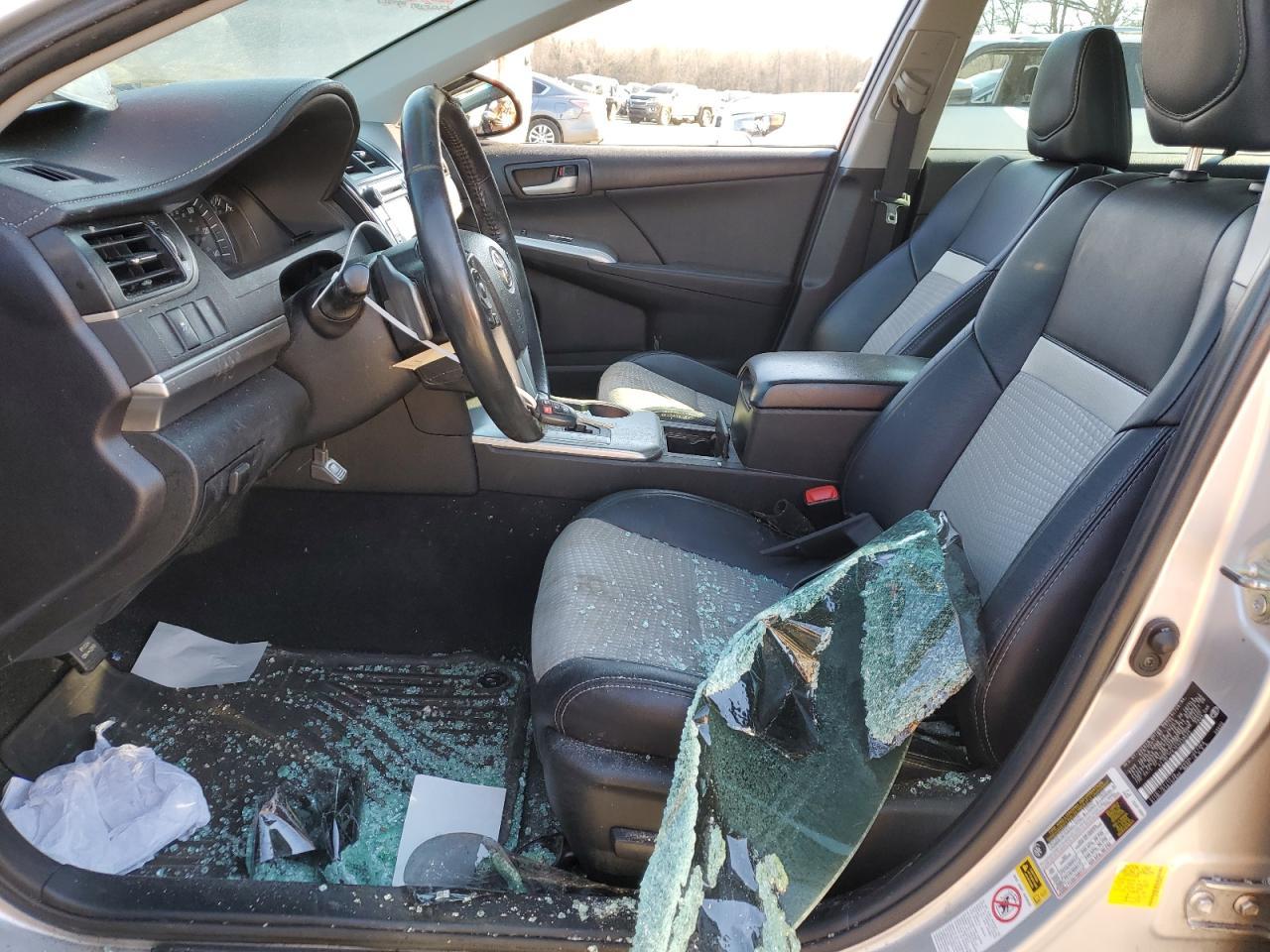 2014 TOYOTA CAMRY L - Image 7