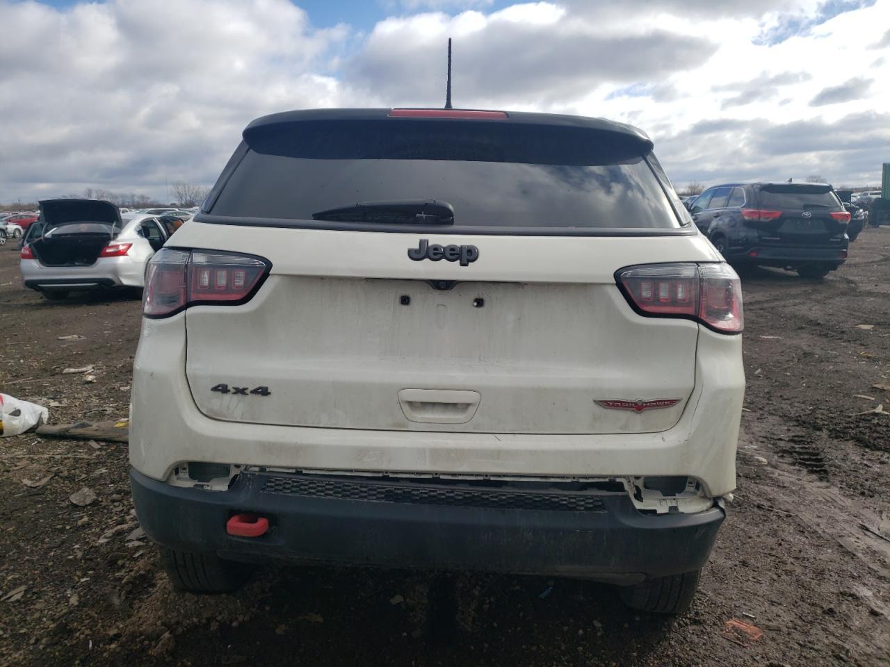 2019 JEEP COMPASS TR - Фото 6