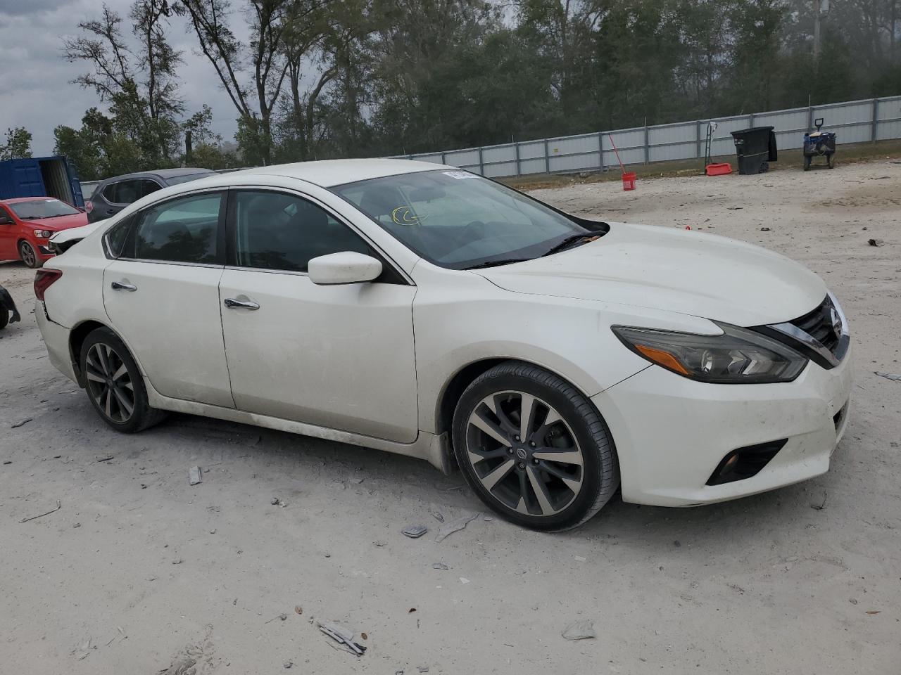 2017 NISSAN ALTIMA 2.5 - Image 4