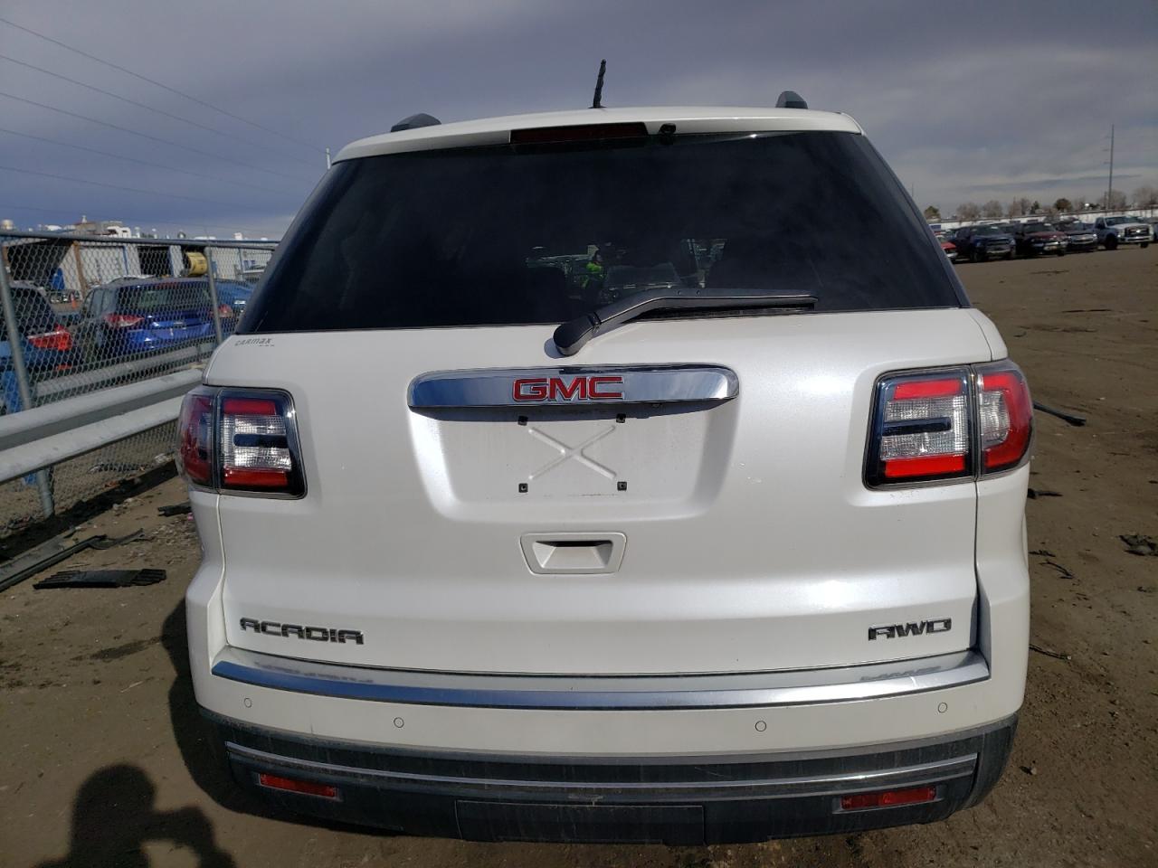 2016 GMC ACADIA SLT - Фото 6