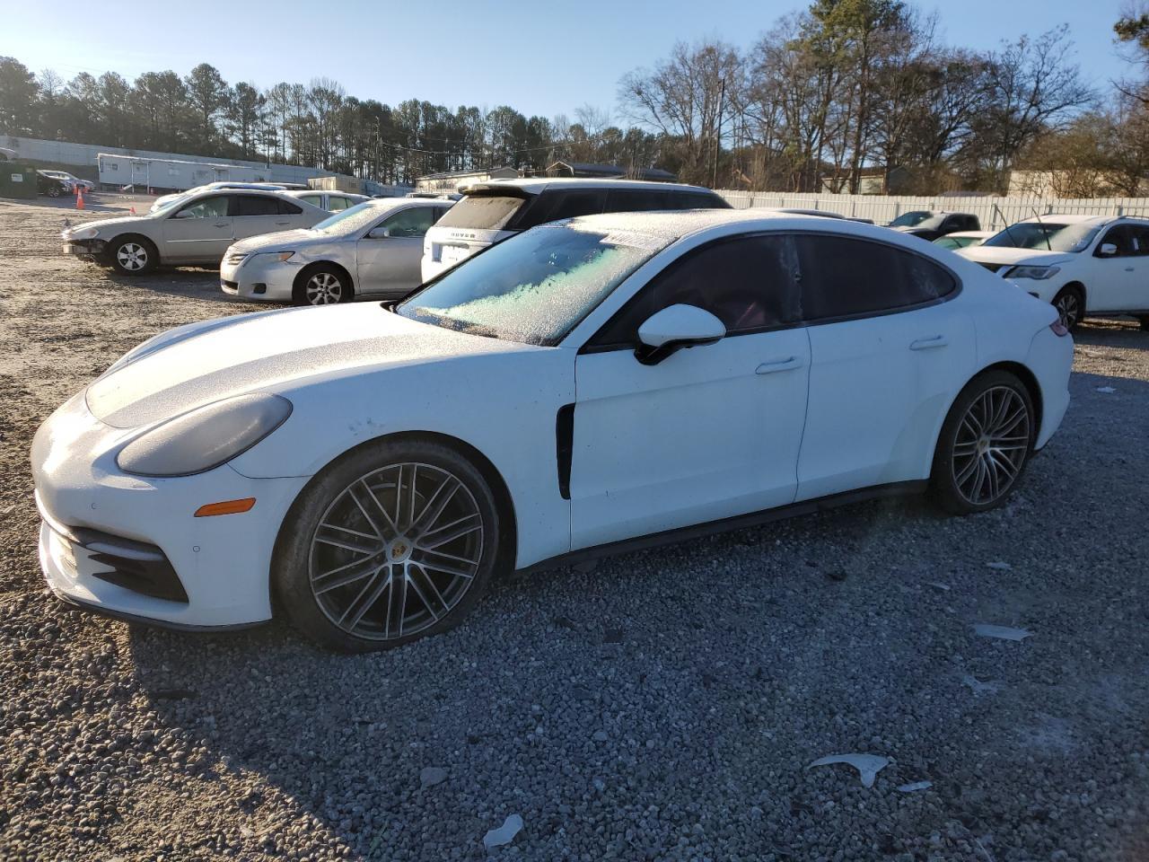 2018 PORSCHE PANAMERA 4