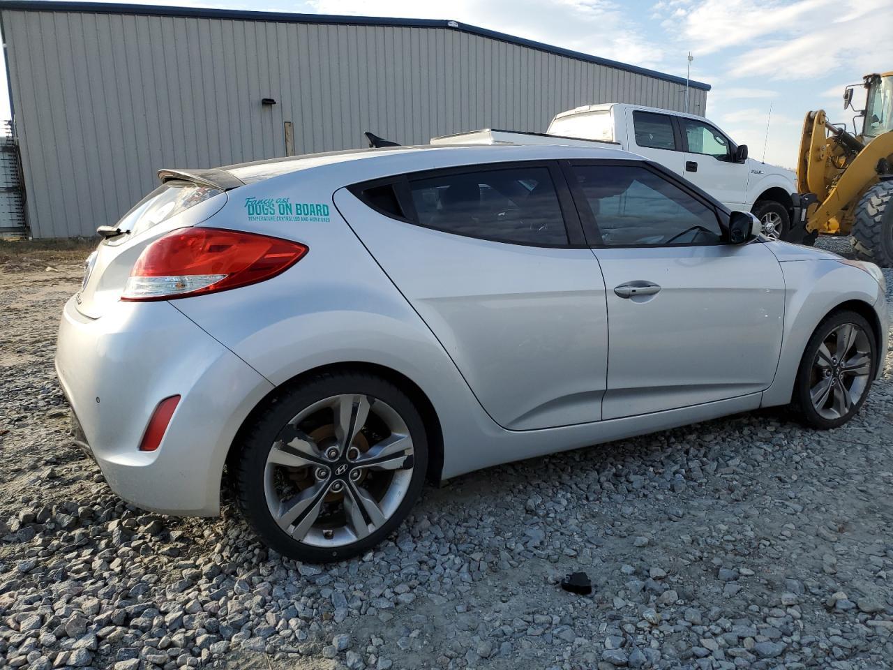 2014 HYUNDAI VELOSTER - Фото 3