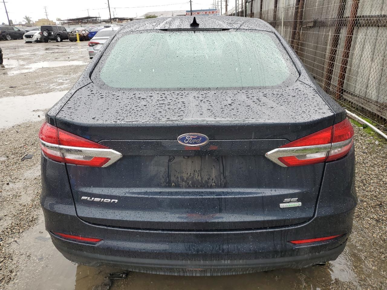 2020 FORD FUSION SE - Image 6