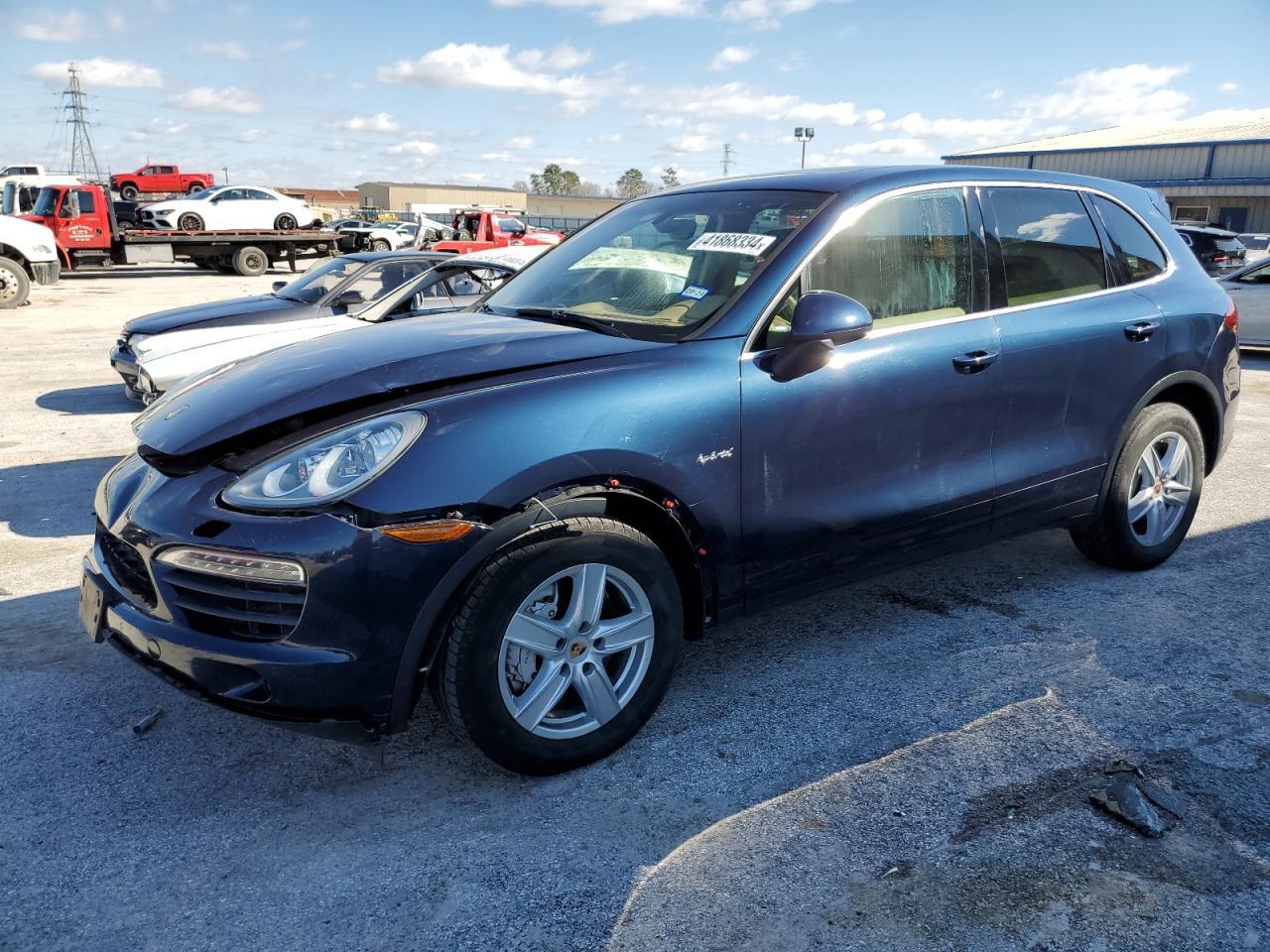 2014 PORSCHE CAYENNE S car image