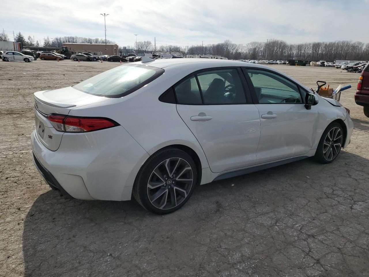 2020 TOYOTA COROLLA SE - Фото 3