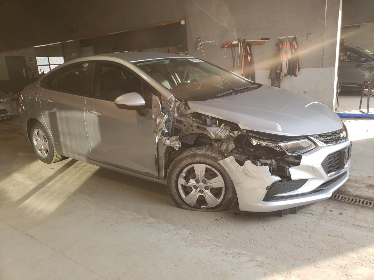 2016 CHEVROLET CRUZE LS - Image 4