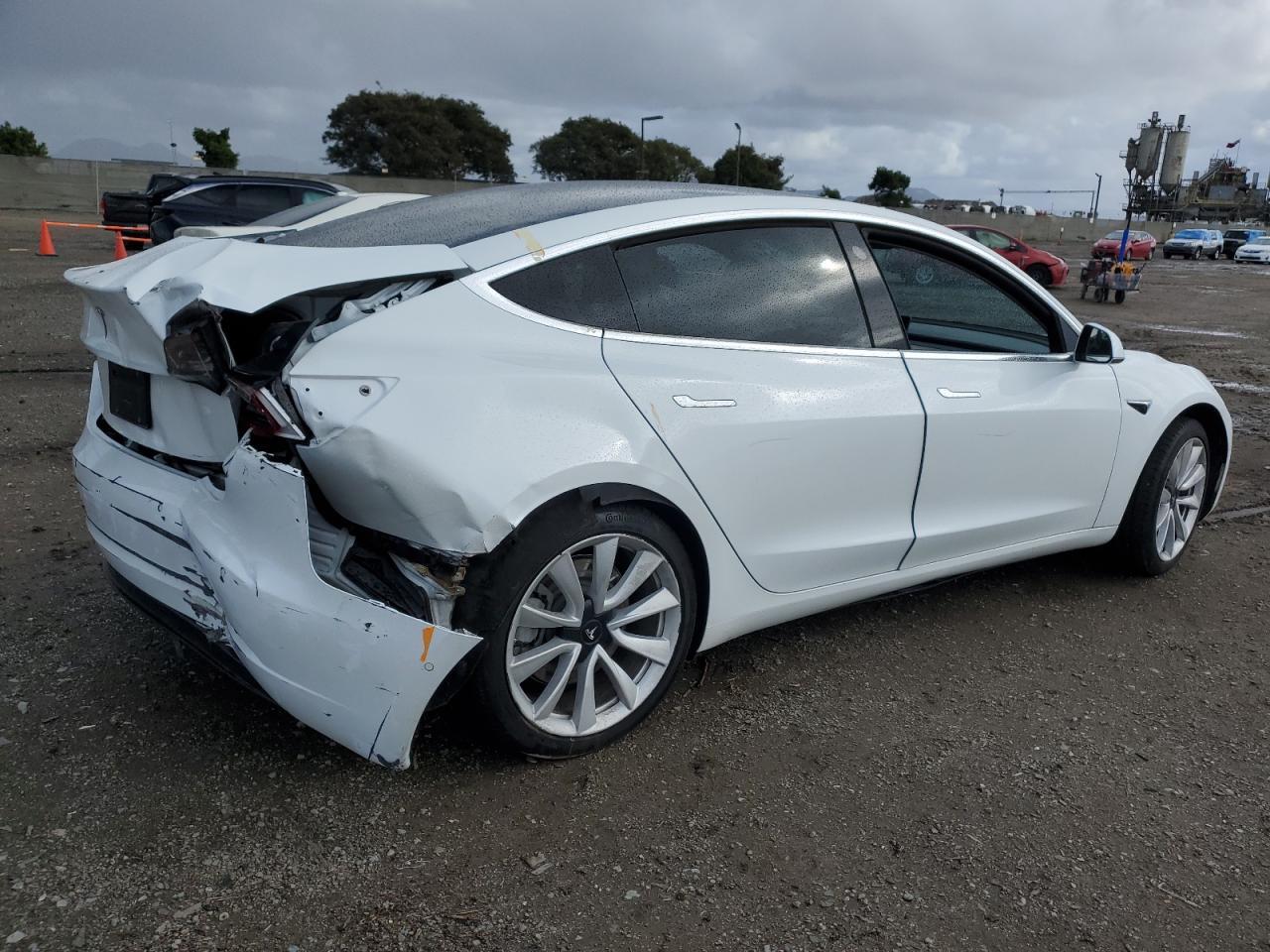 2019 TESLA MODEL 3 - Image 3