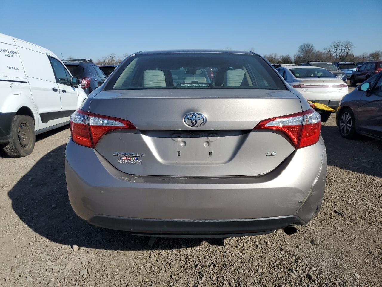 2015 TOYOTA COROLLA L - Image 6
