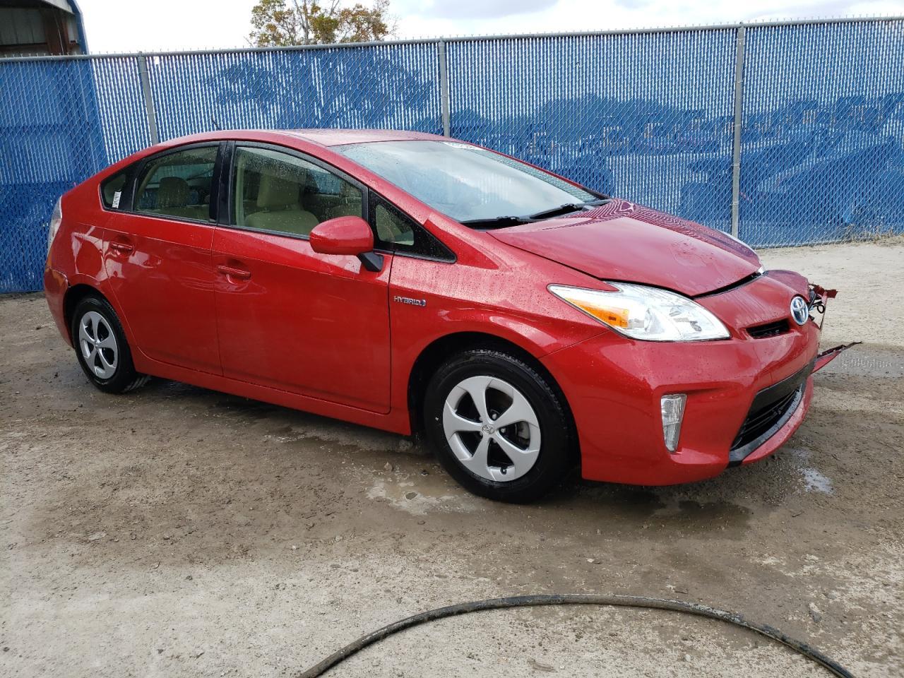 2015 TOYOTA PRIUS - Фото 4