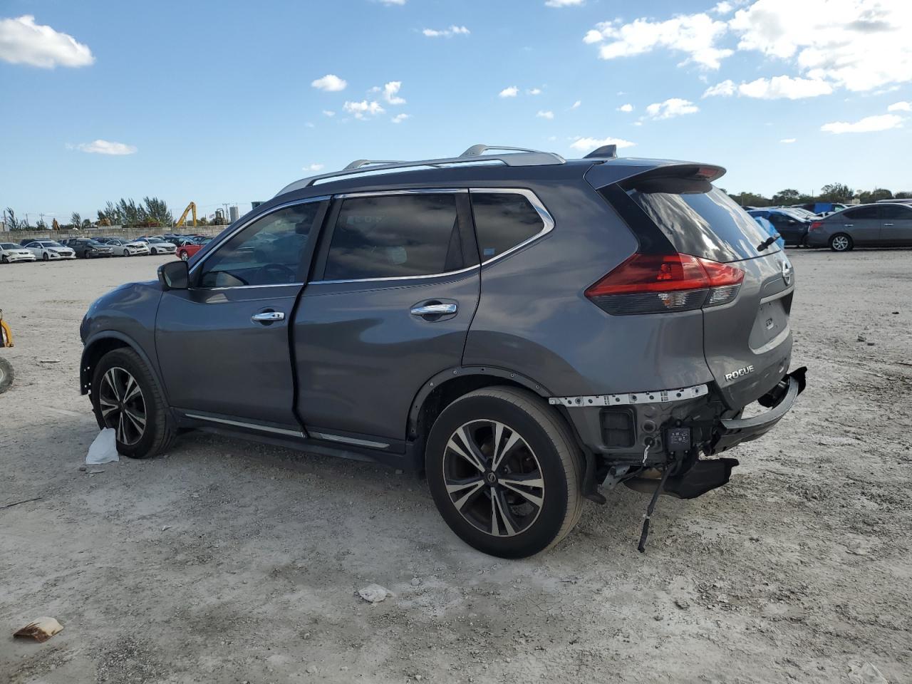 2018 NISSAN ROGUE S - Фото 2