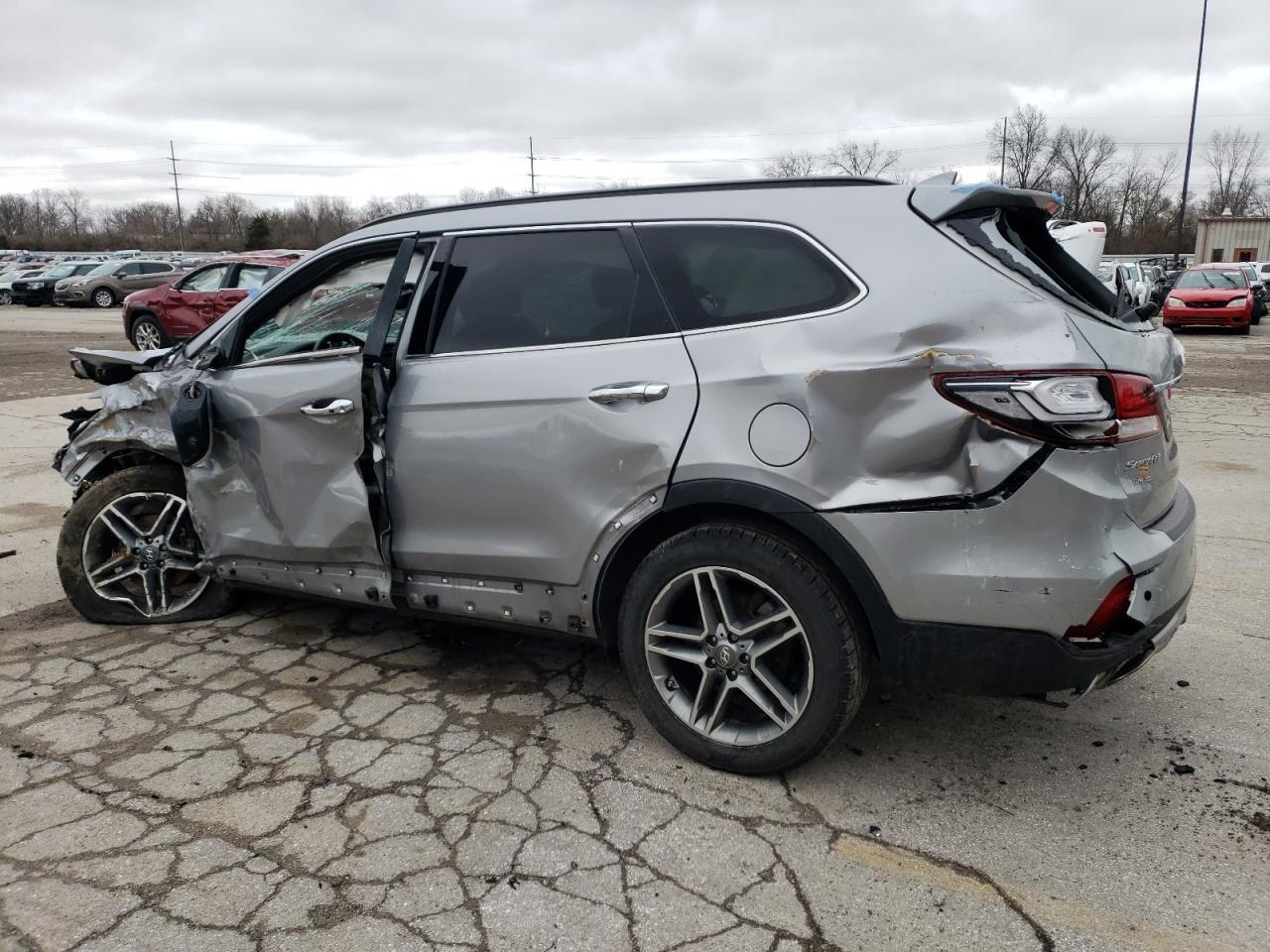 2017 HYUNDAI SANTA FE S - Image 2