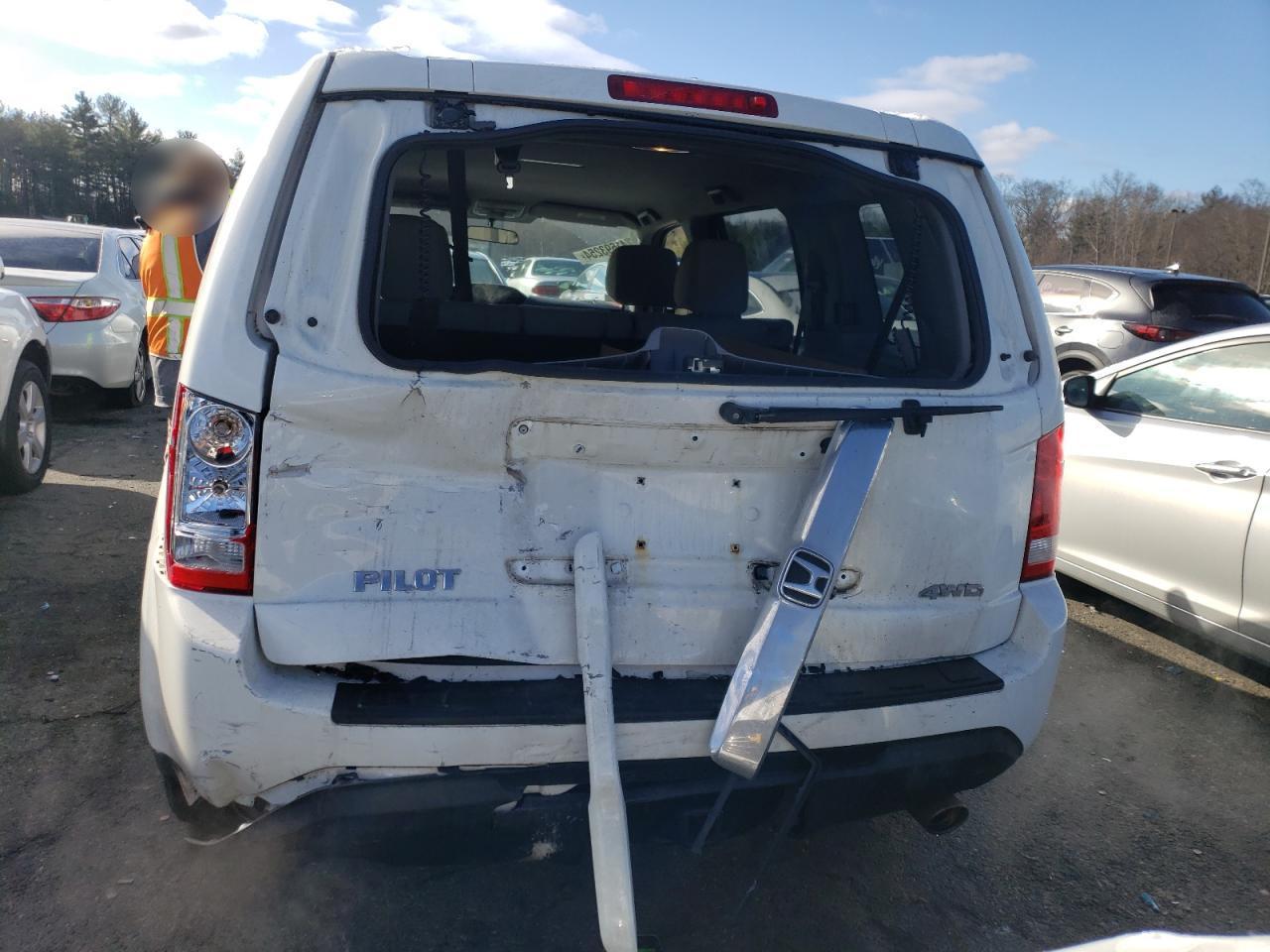 2015 HONDA PILOT EX - Фото 6