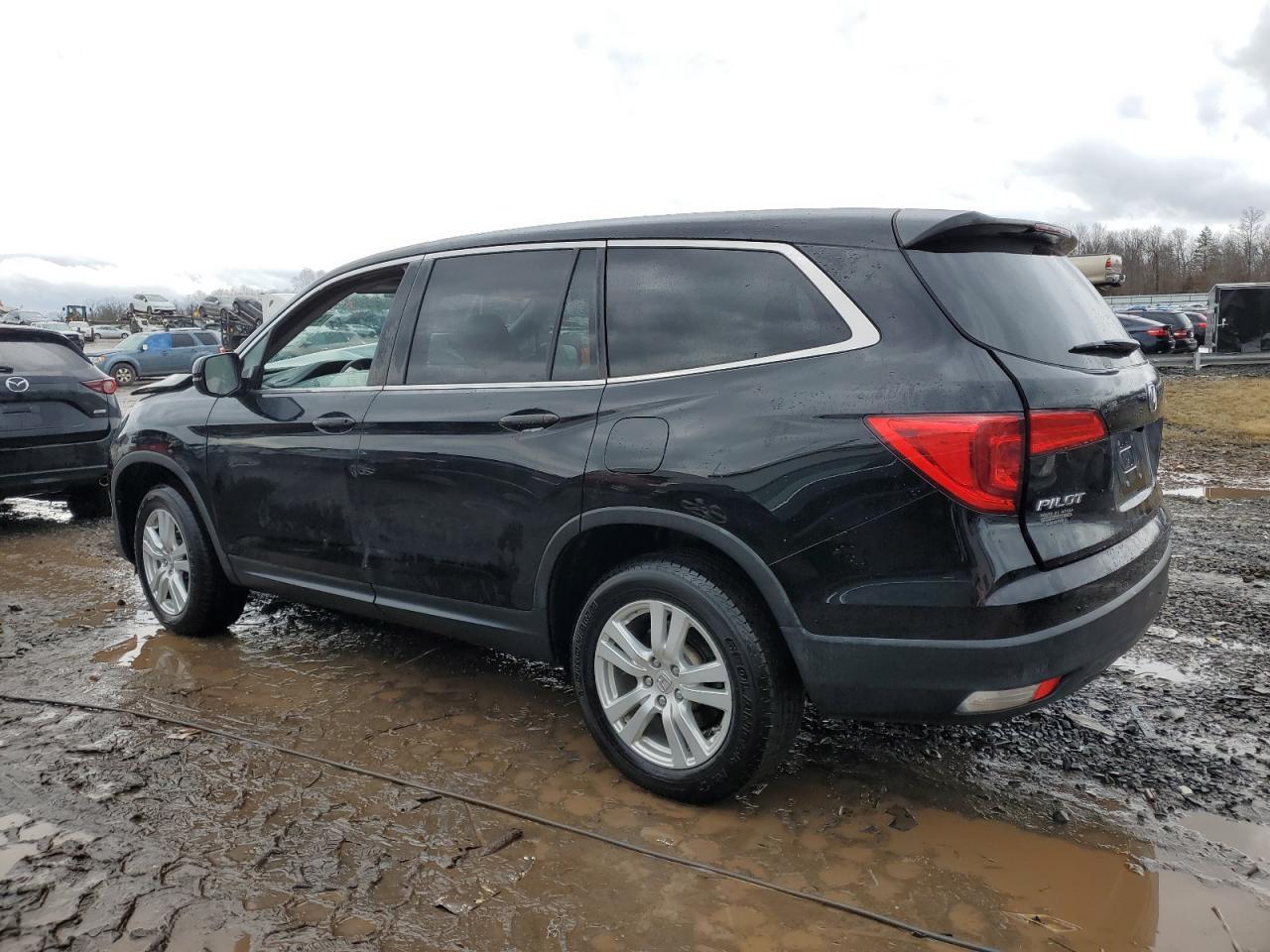 2017 HONDA PILOT LX - Фото 2