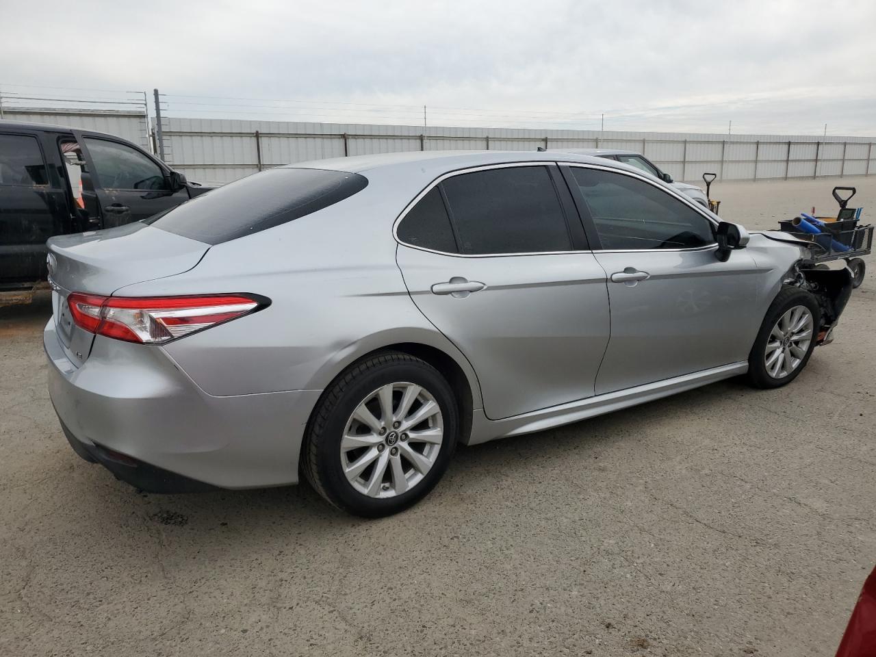 2018 TOYOTA CAMRY L - Image 3