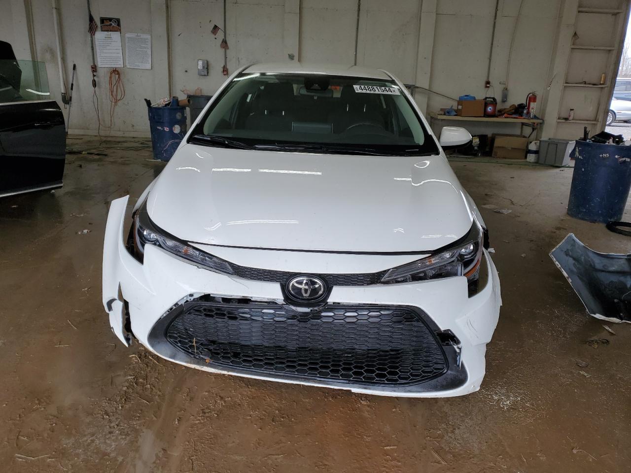 2021 TOYOTA COROLLA LE - Фото 5